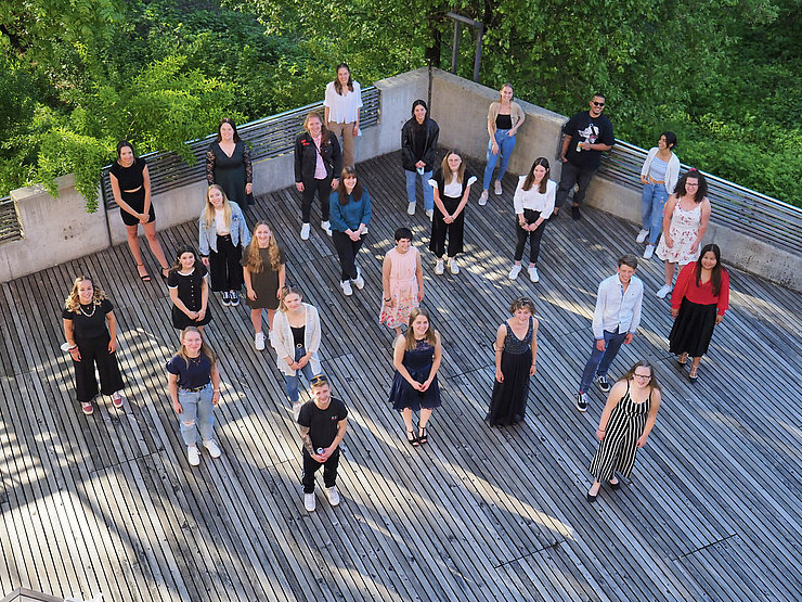 Gruppenfoto aller prämierten Lernenden