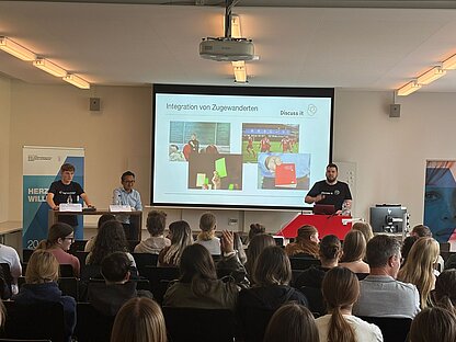 Discuss it: Integration von Zugewanderten – Fördern oder Fordern?