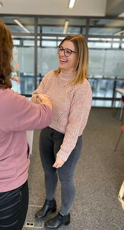 Erfolgreiche Absolvent/-innen Lehrgang Fachfrau/-mann Langzeitpflege und -betreuung